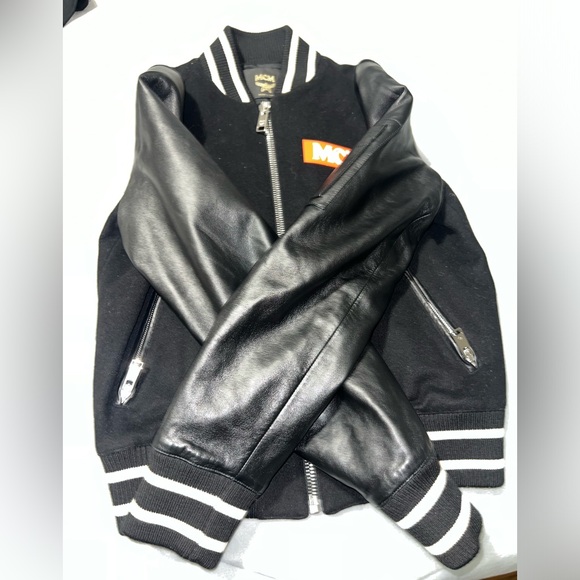 MCM jacket , great condition - Picture 2 of 9
